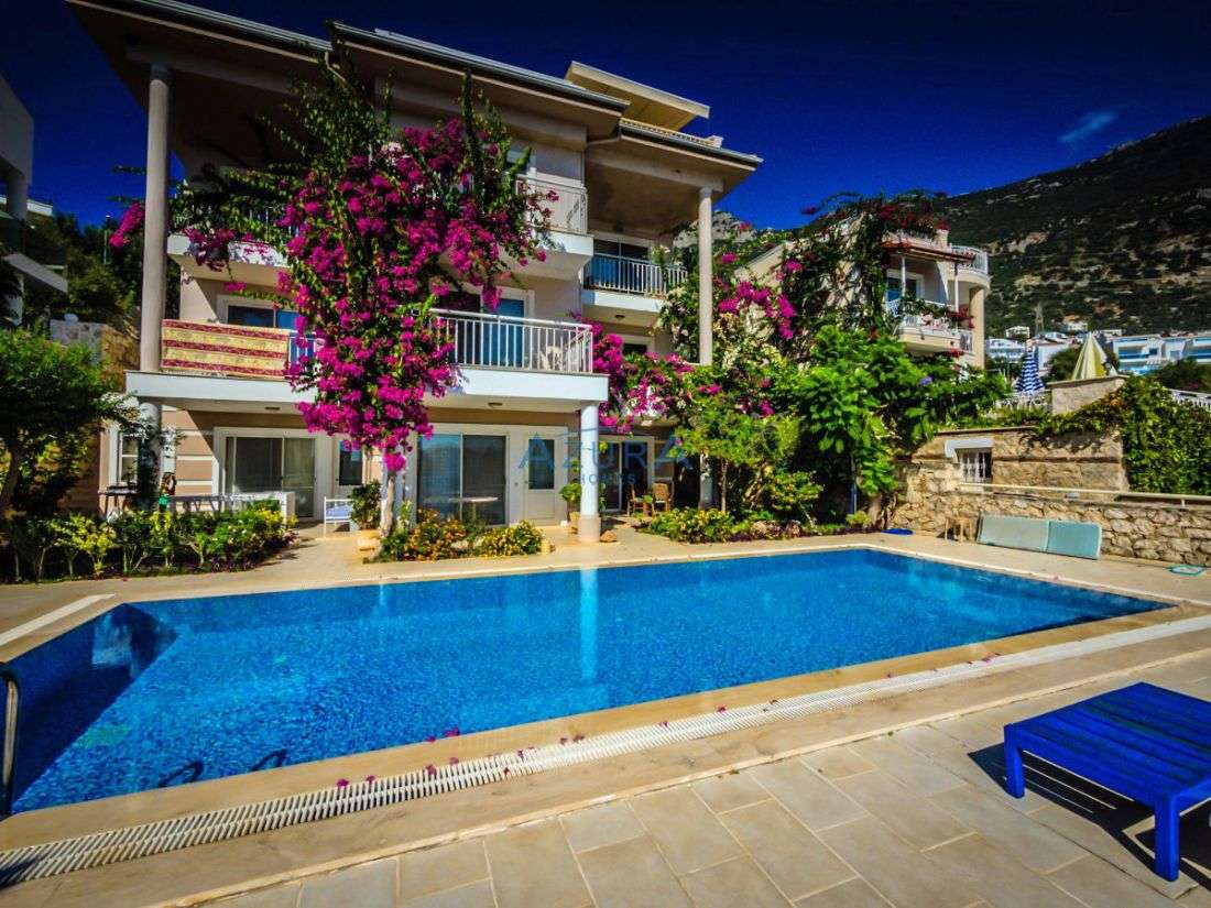 Kalkan, Kiziltas - Ref: HY1756